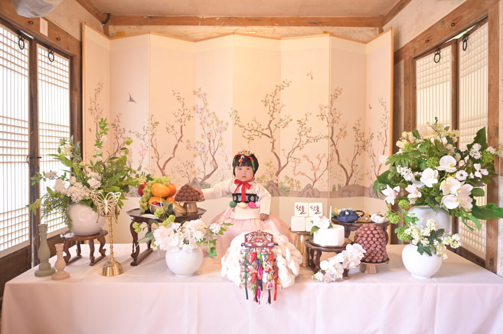 Doljabi ceremony during a Doljanchi in Korea
