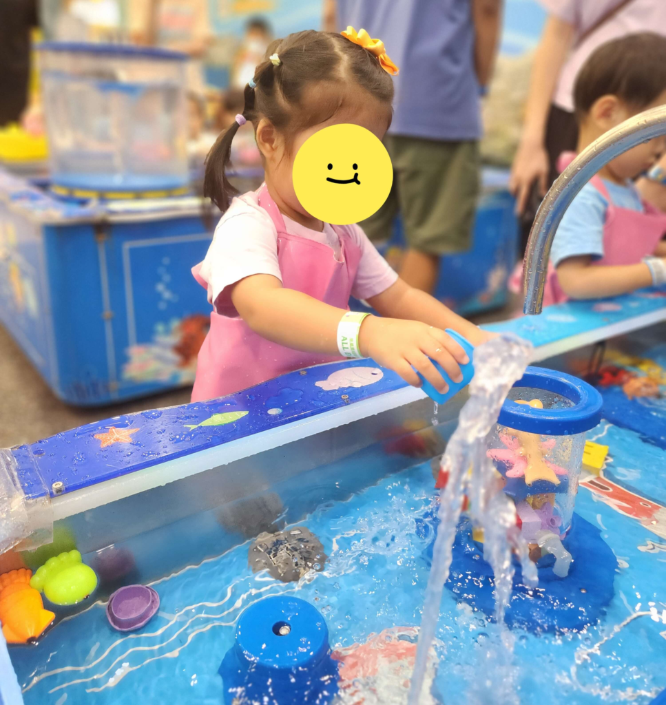 A child playing at Pororo Theme Park in Korea