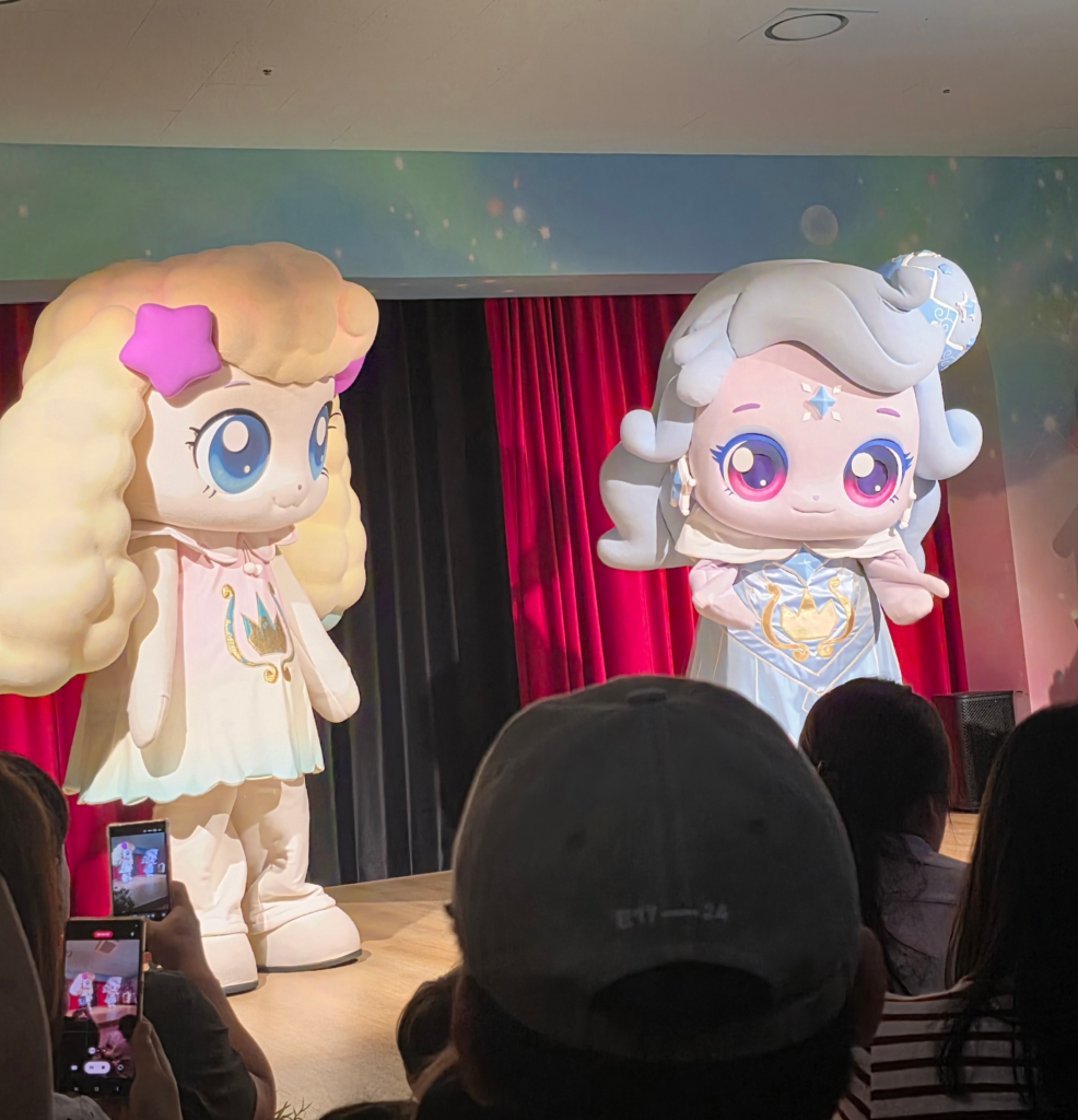 Teenieping live performance stage for children Korea