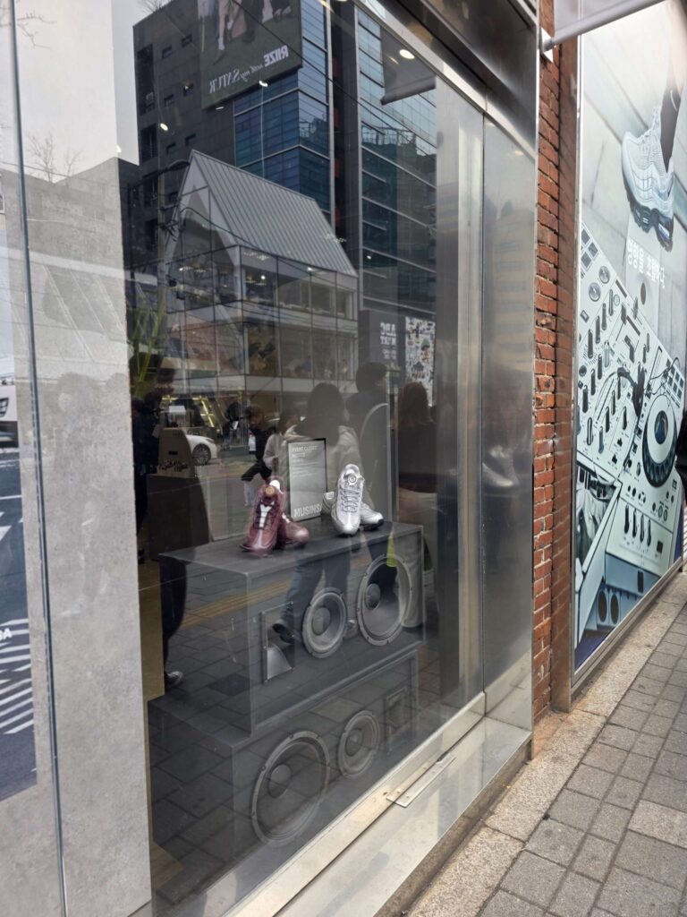 Nike Seongsu Musinsa entrance in Daelim Warehouse