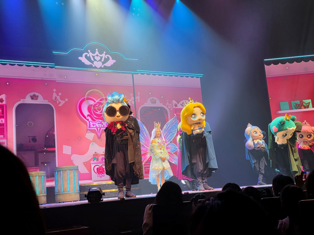 Curtain call moment at Princess Catch Teenieping Musical 2026