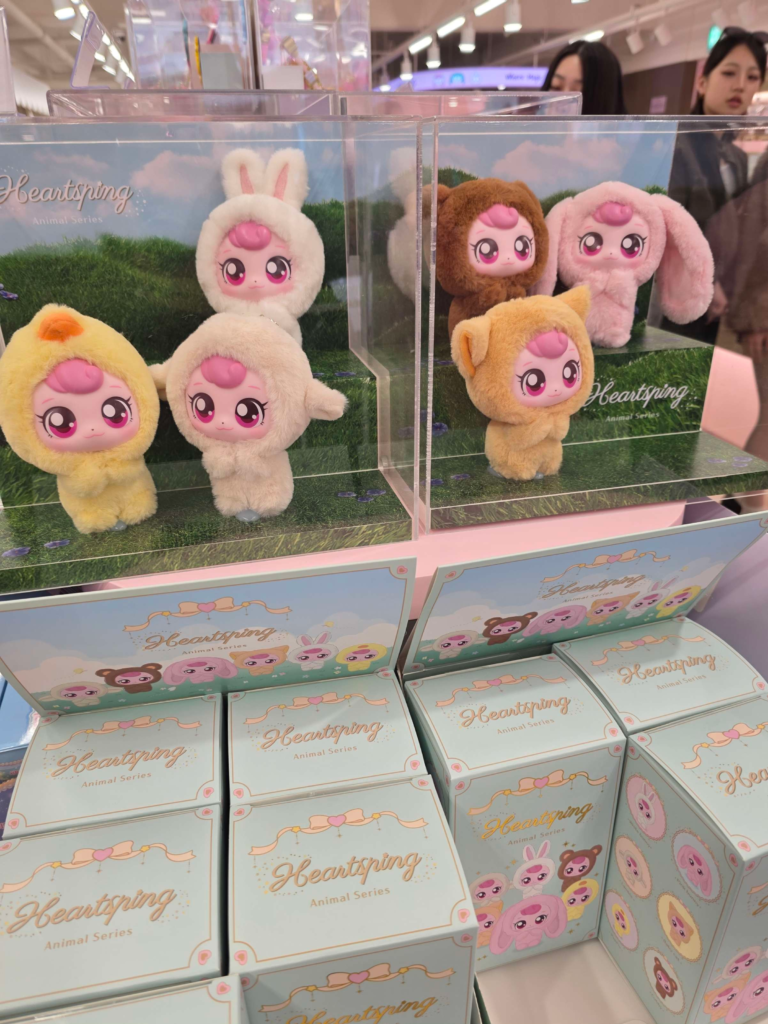 Colorful Teenieping figurines for kids