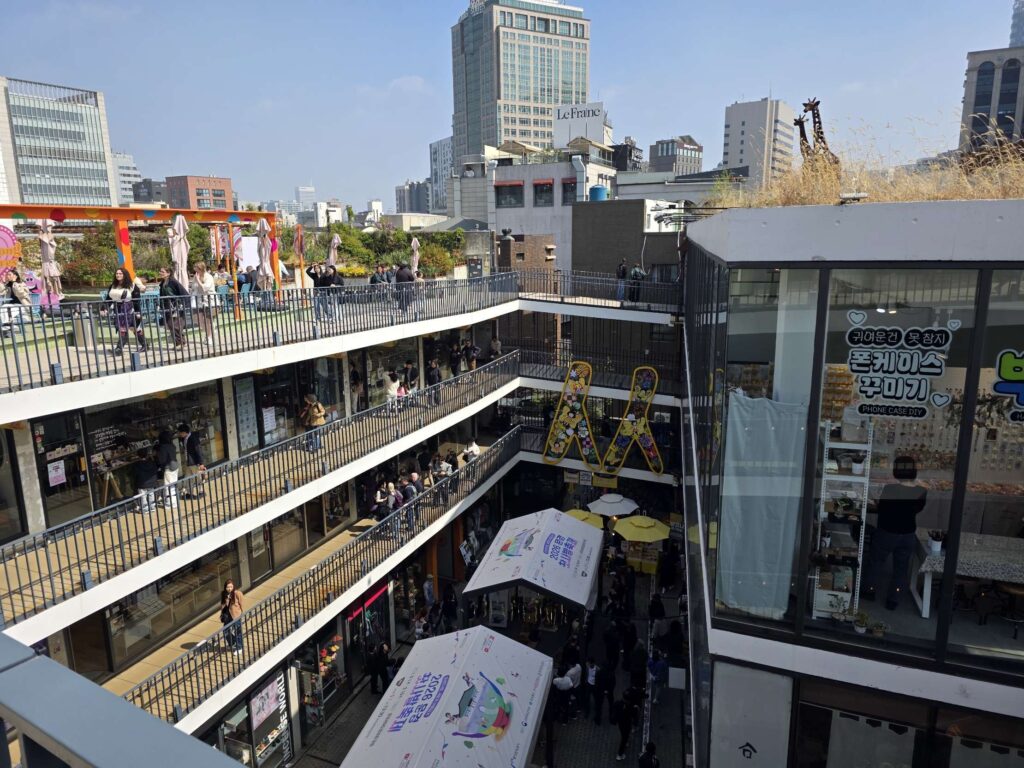 rooftop view of Ssamziegil Seoul