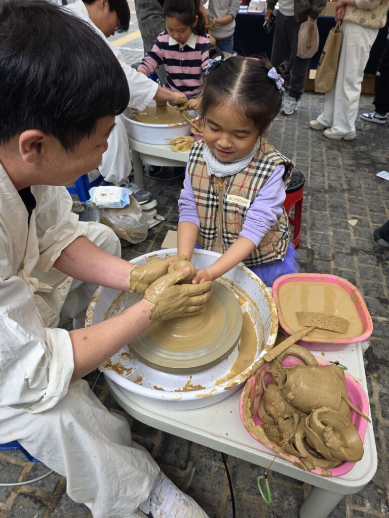 insadong pottery experience with kids